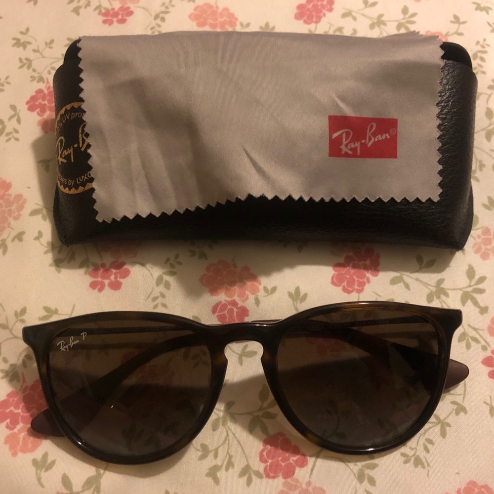 Polarized Ray-Ban Erika Classic in Tortoise